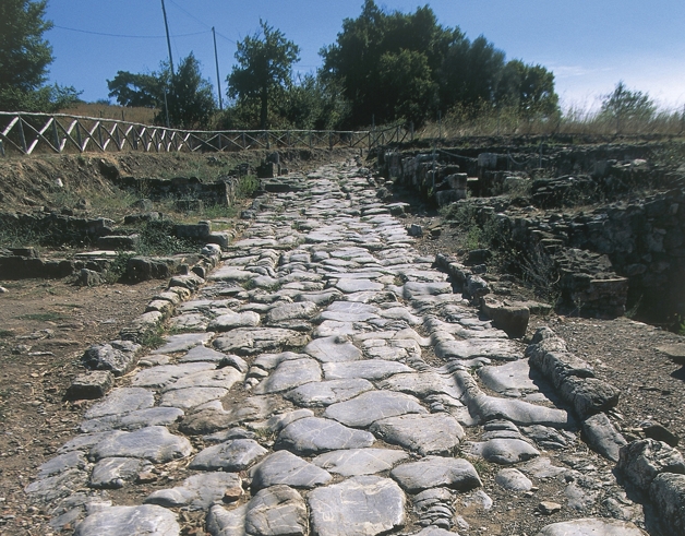 Todos os caminhos levam a… Ou como as estradas do Império Romano desenharam o mundo de hoje