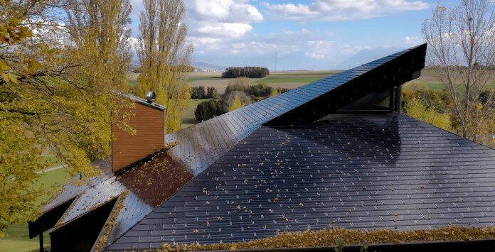 Telhas solares ajustáveis que se encaixam em todos os tipos de telhados