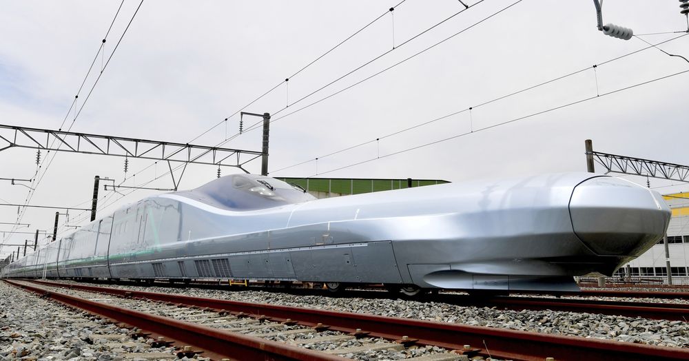 Empresa japonesa testa o trem-bala mais rápido do mundo a velocidades de até 400 km/h